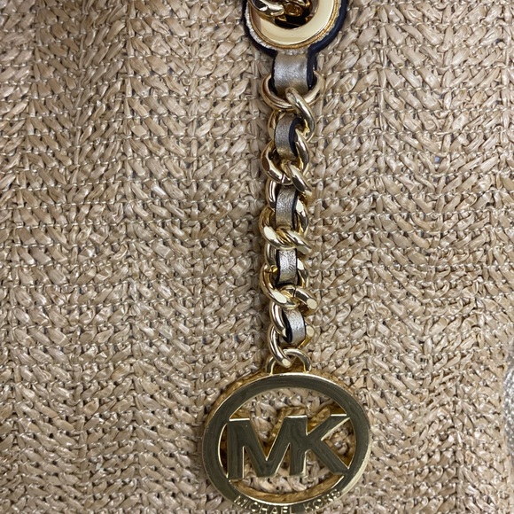 ❌SOLD❌Michael Kors purse - Picture 8 of 12